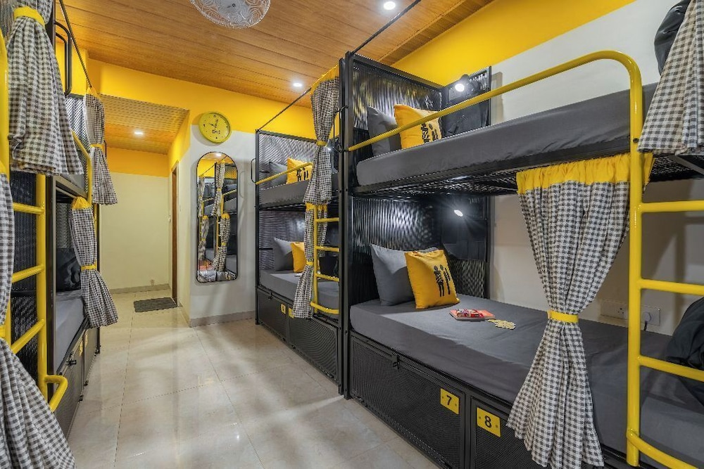 The Hosteller Lonavala City Centre