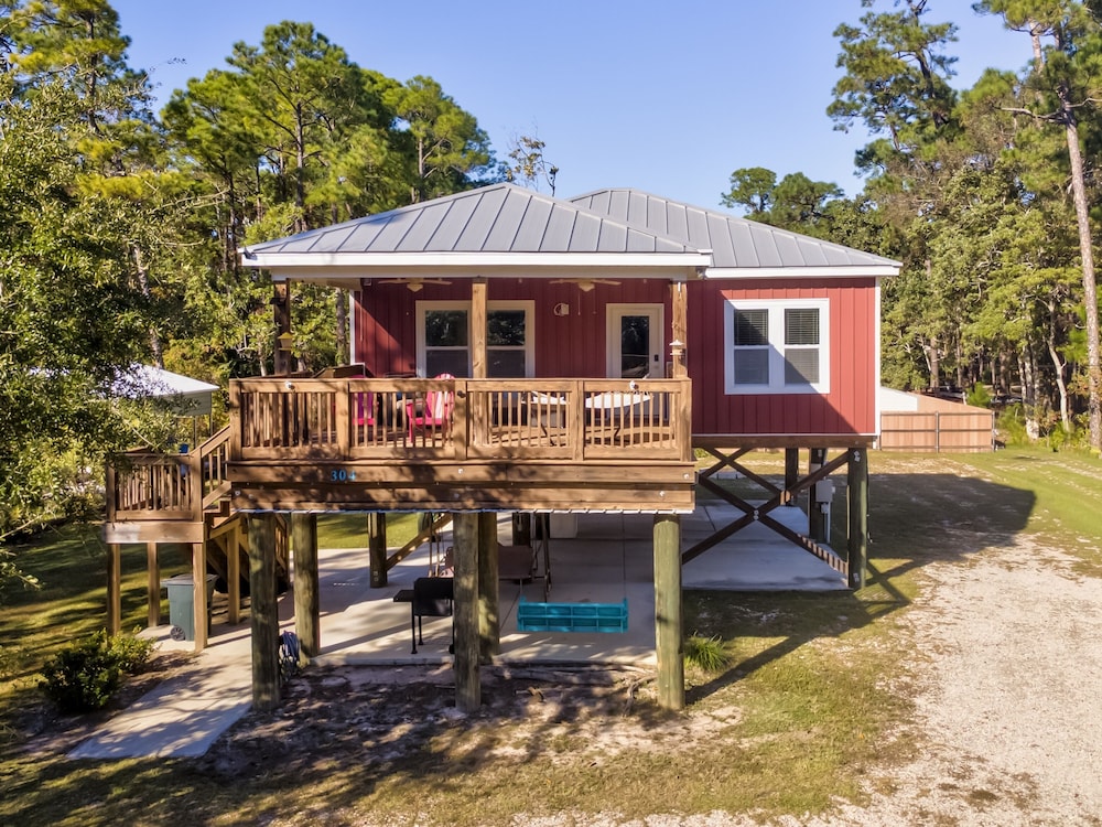 Bienville Bungalow - 304 Bienville Blvd 2 Bedroom Home