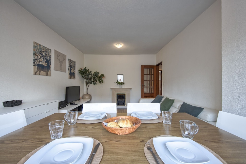 Pontinha Typical by Homing