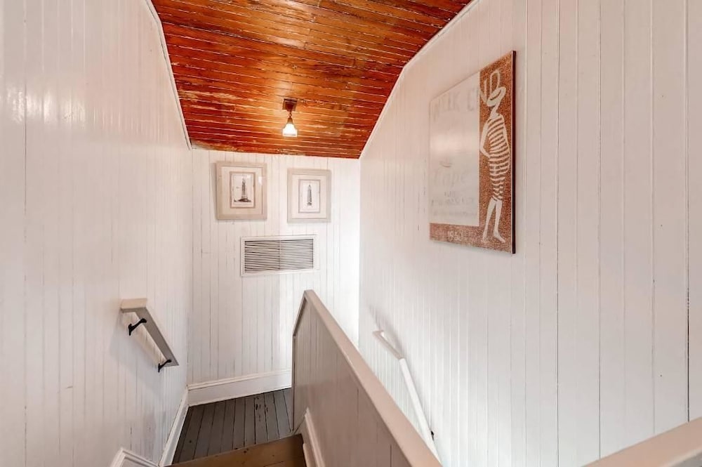 Captain Charlie s 1 3 Bedroom Holiday Home By Bald Head Island