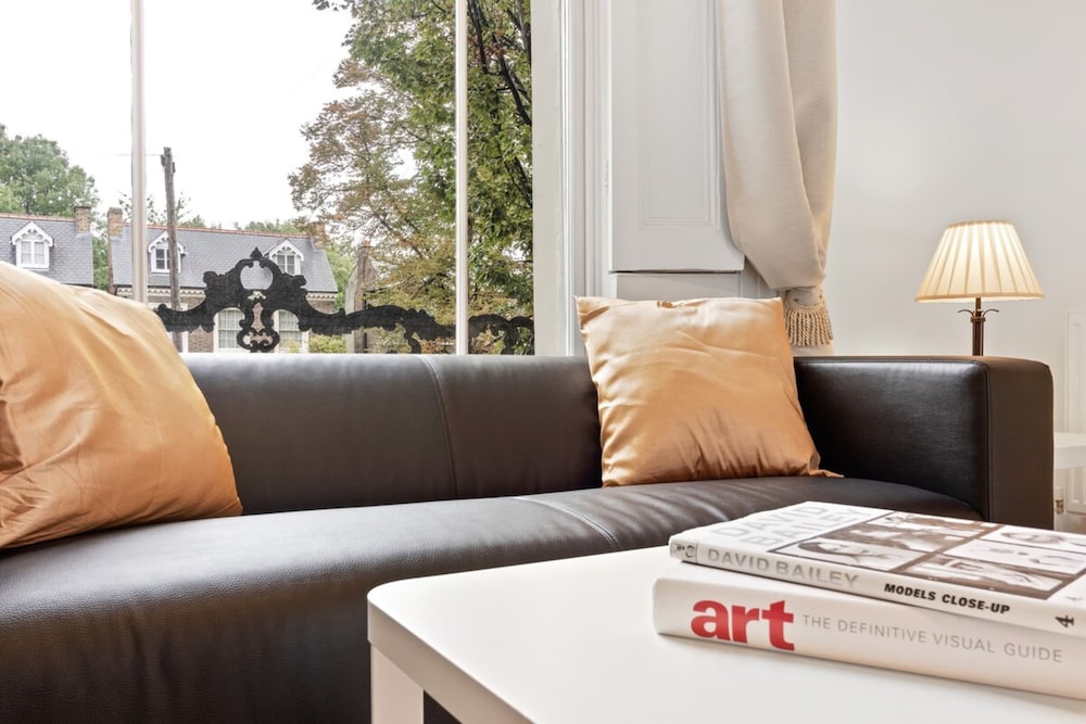 Elegant 1 Bedroom Apartment in Brixton
