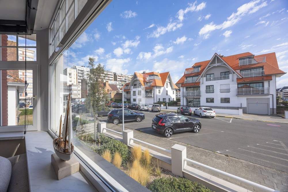 Holiday Home in Middelkerke Near Beach
