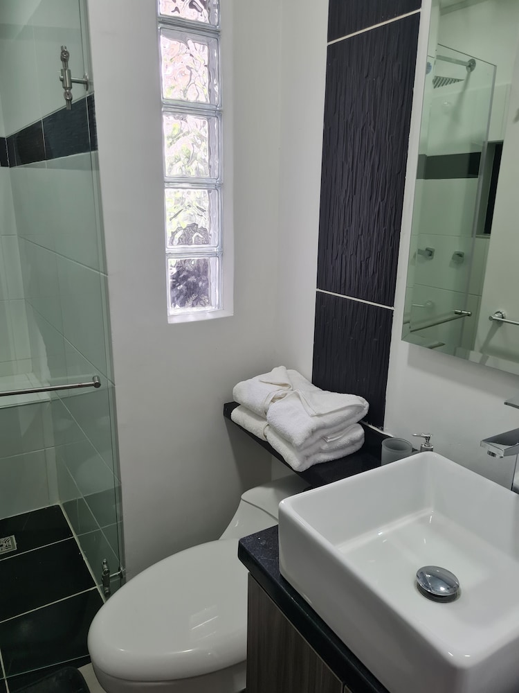 404 Moderno Aparta-Suite en Versalles Tipo Loft - Cali Tower Suites & Lofts