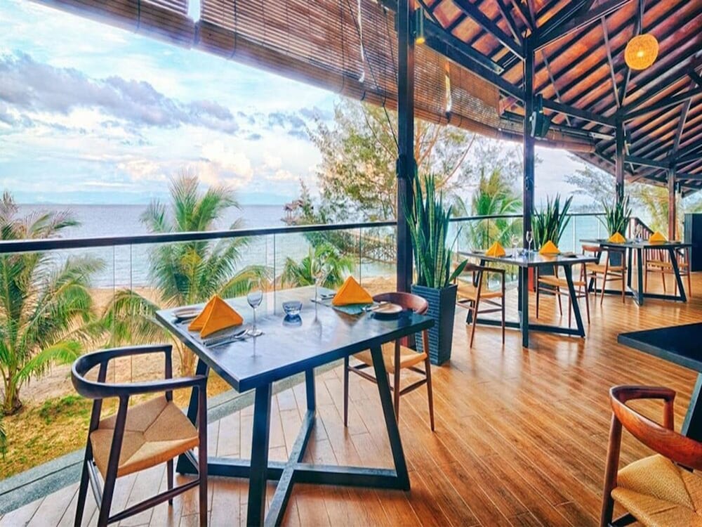 Borneo Eagle Resort