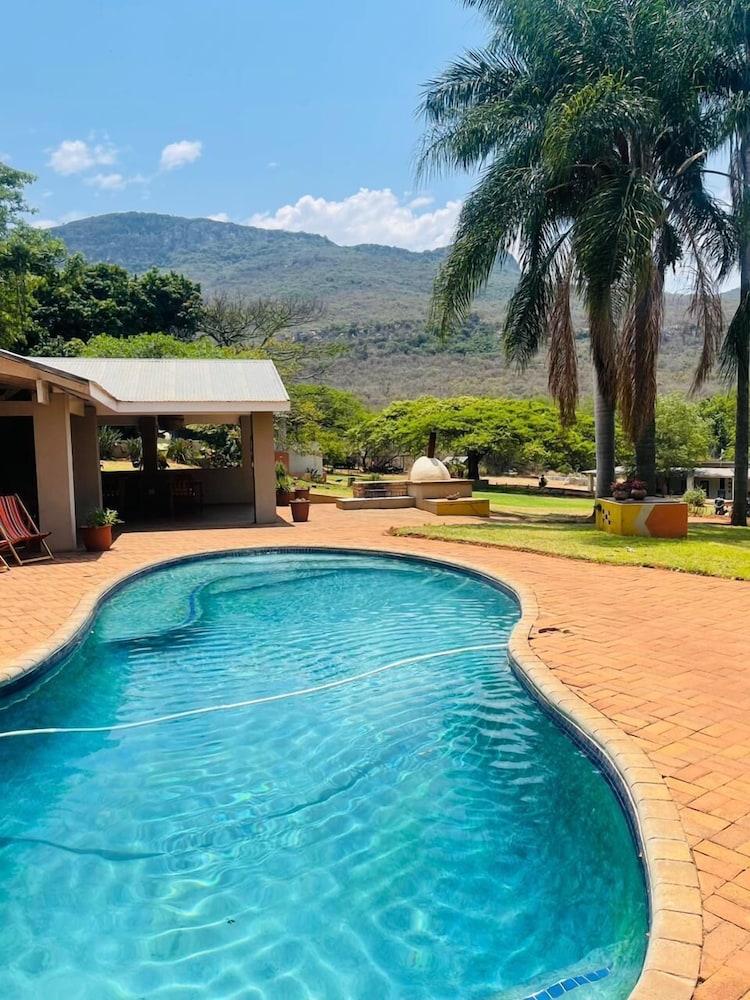 Madi a Thavha Mountain Lodge