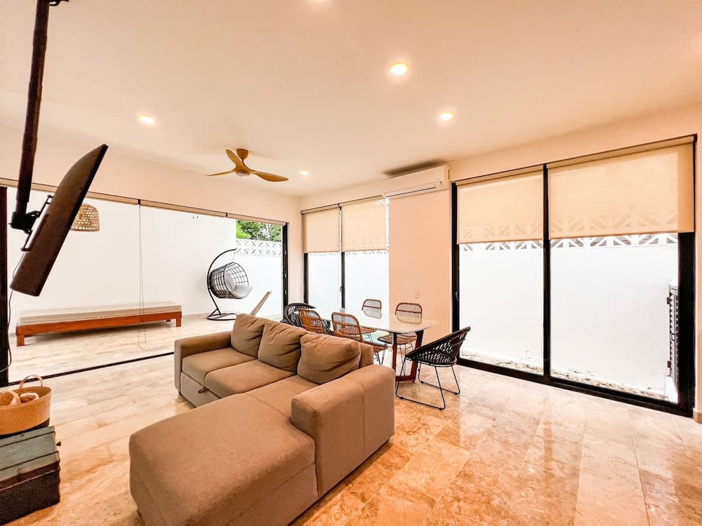 Amazing House With Private Pool in La Veleta