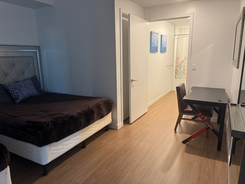 Premier Apts in Vibrant Downtown LA