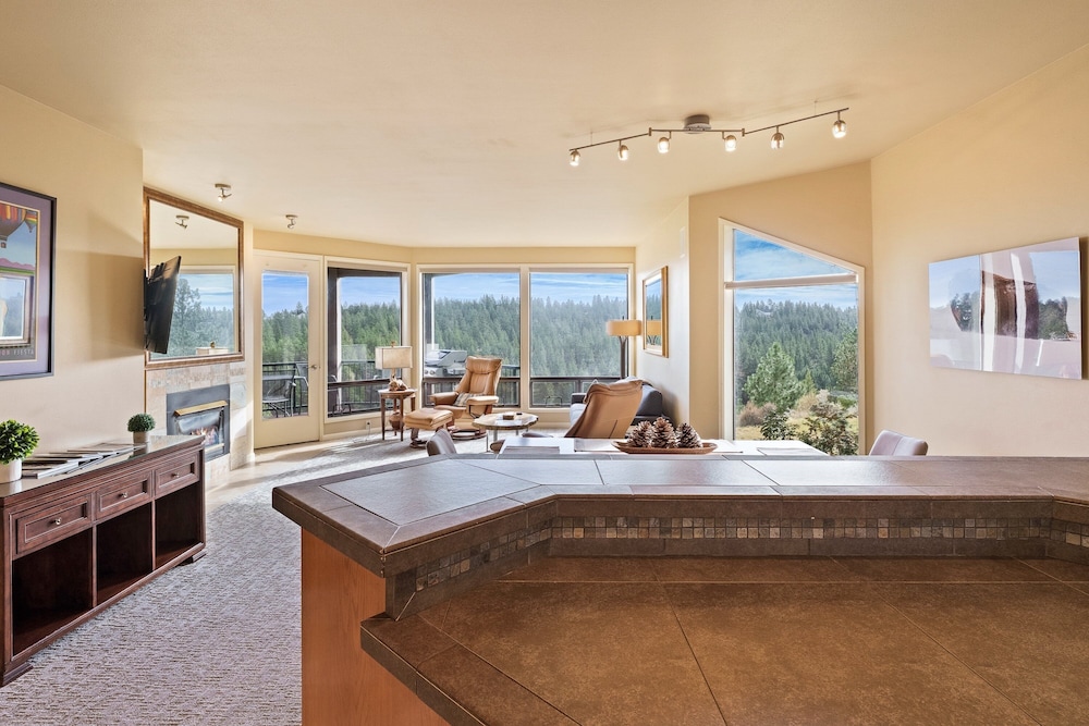 River Ridge 323a 1 Bedroom Home
