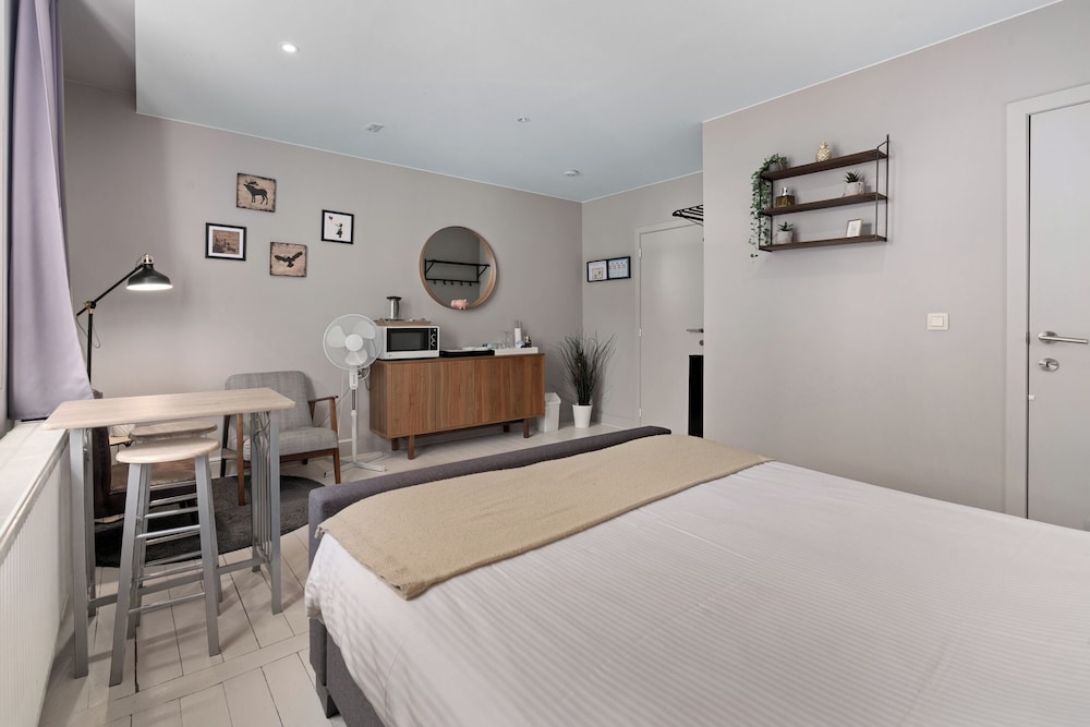 Gentpoort City Suites