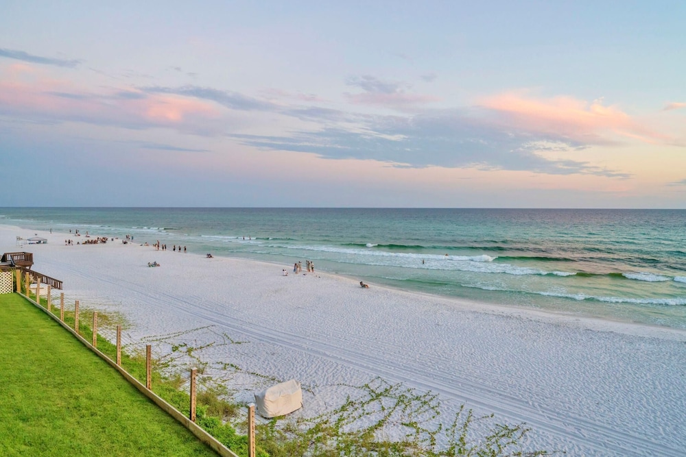 Blue Mountain Beach Villas 5A