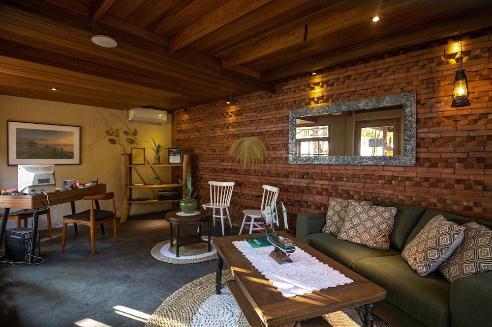 Menjangan Ecolodge