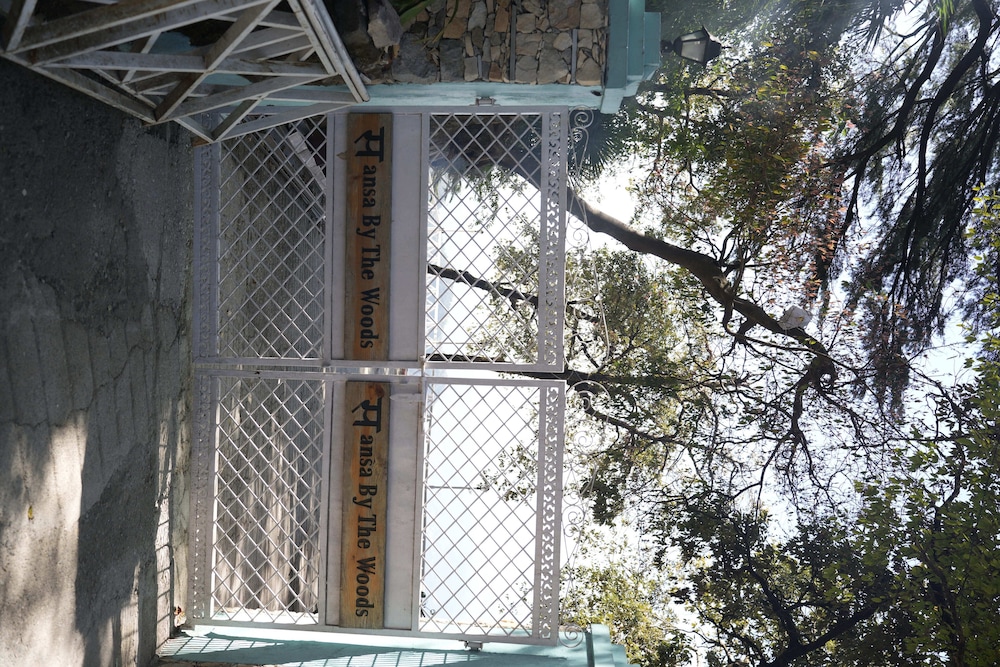 Sansa By The Woods - Manor Mussoorie
