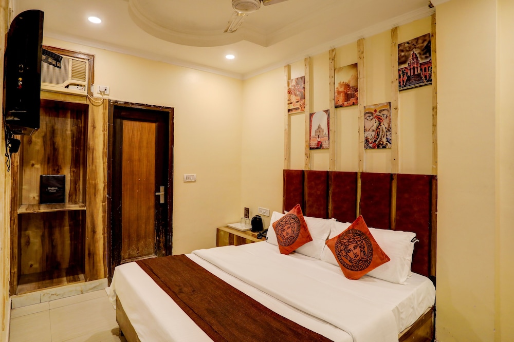Staybook Hotel Jai Balaji New Delhi Railway Station