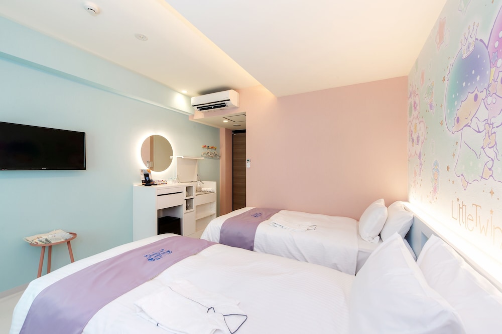 HOTEL OKINAWA WITH SANRIO CHARACTERS 150