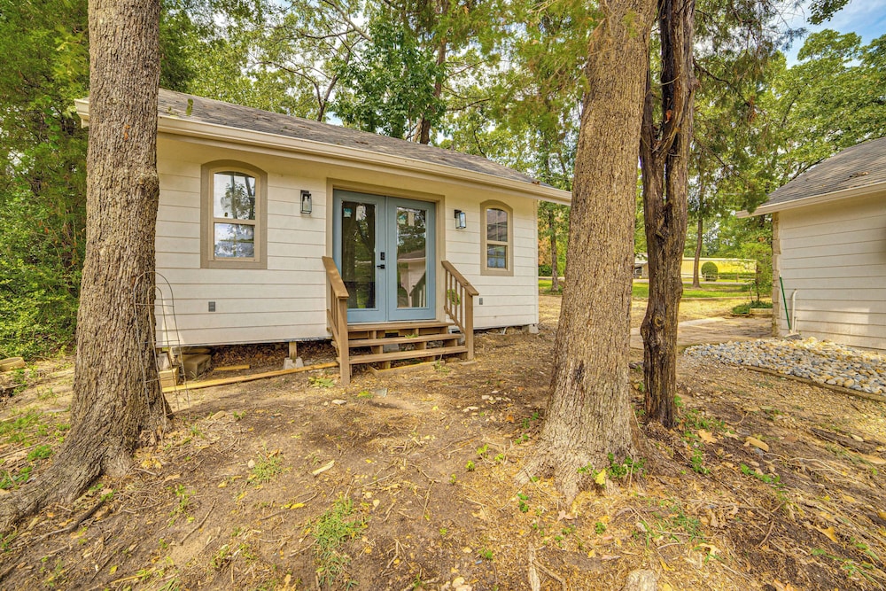 Private Dock: Waterfront Cedar Creek Lake Home