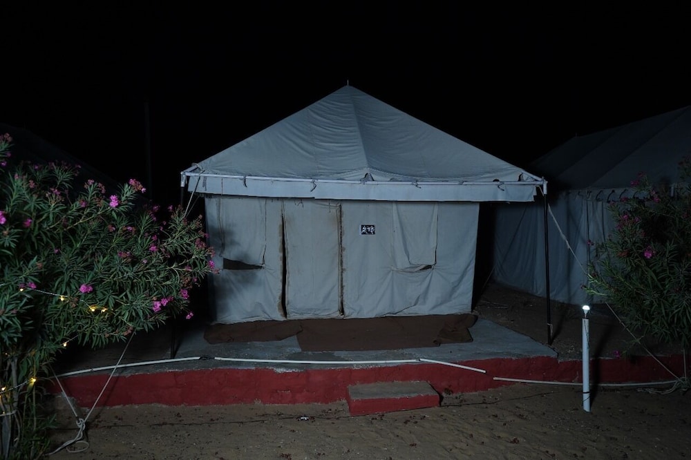 Raj Dunes Resort