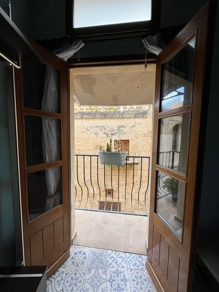 MyTravel House