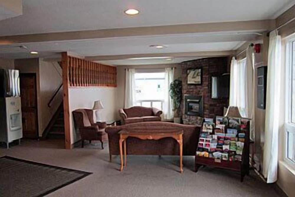 Barons Motor Inn