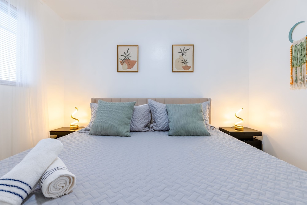 Enjoy Miami Top Location Free Parking Book Now