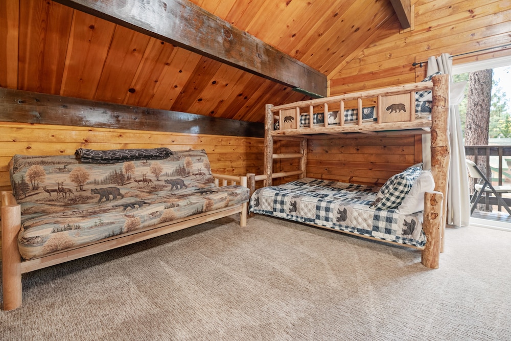 Snow Summit Chalet view 3