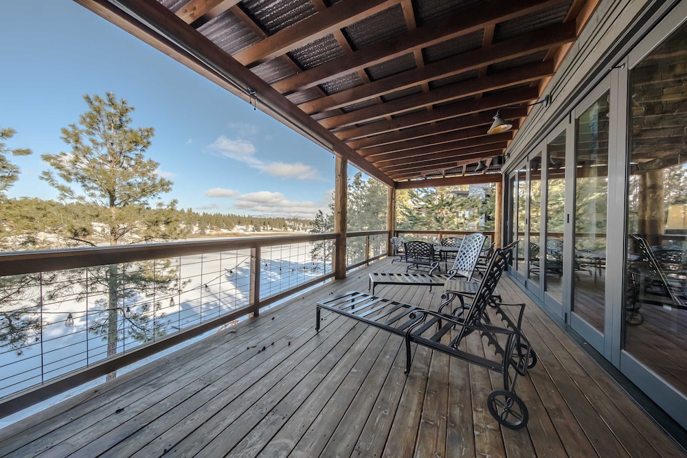 Wilderness Club Lakefront Lodge