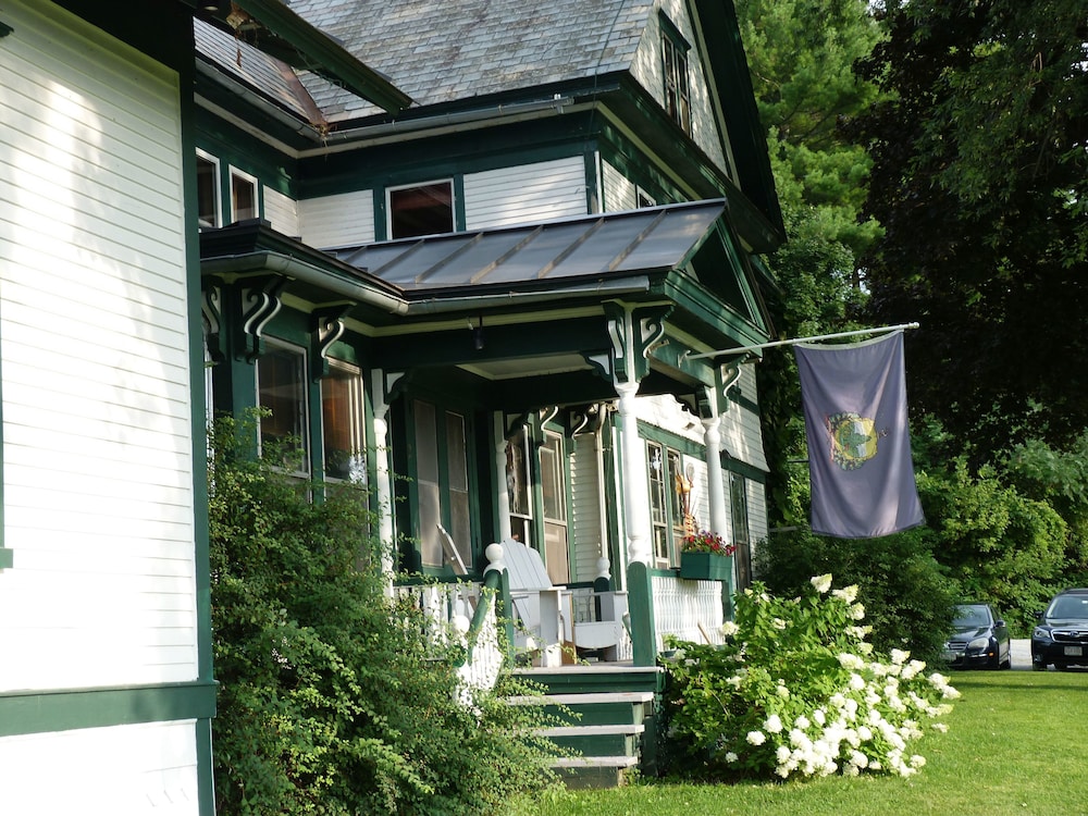 Mt. Philo Inn
