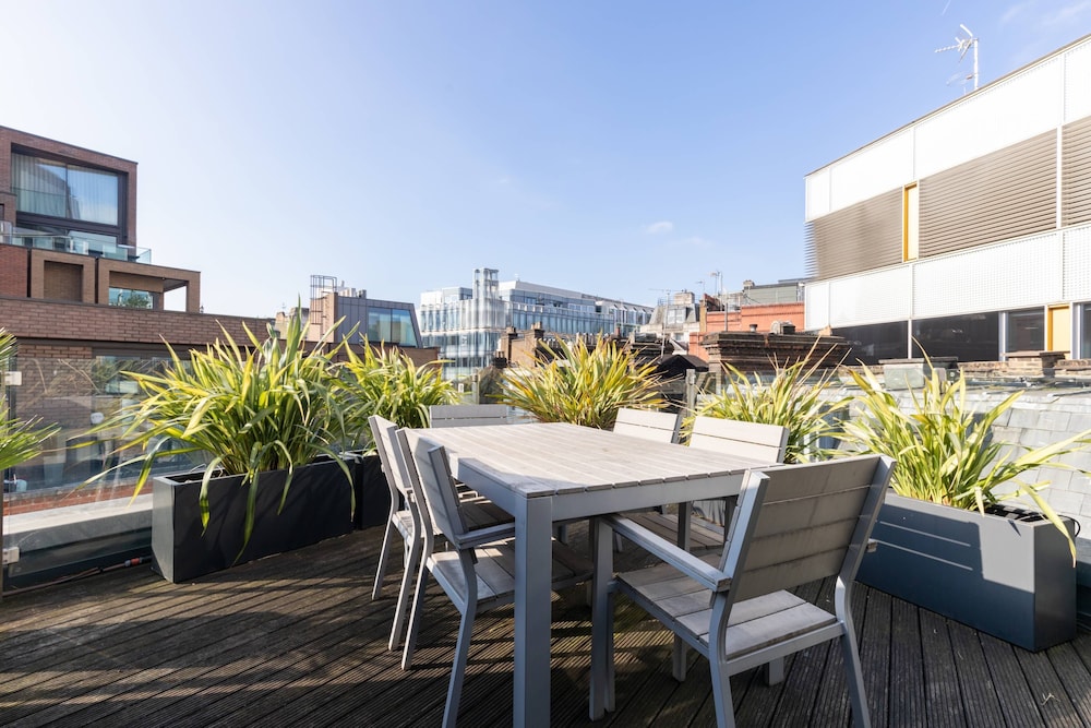 Hanway Street by Onefinestay
