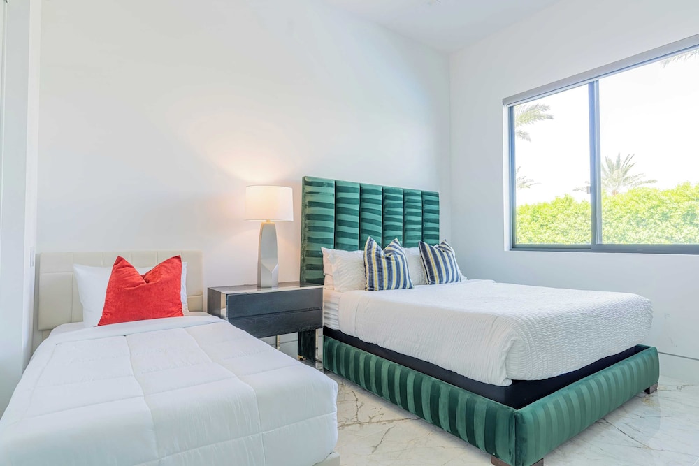 Sleeps 28 2 Luxe Villas w/ Pickleball Court Bravo Villas Dorada by Avantstay