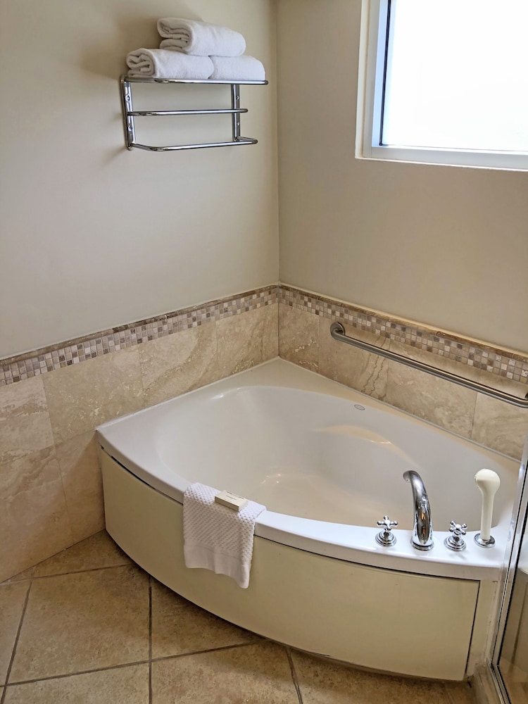 Costa Bahia Hotel Paseo Caribe - Property Image 9