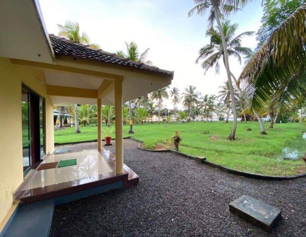 Lake Vechoor Villas By BRDGE HOSPITALITY