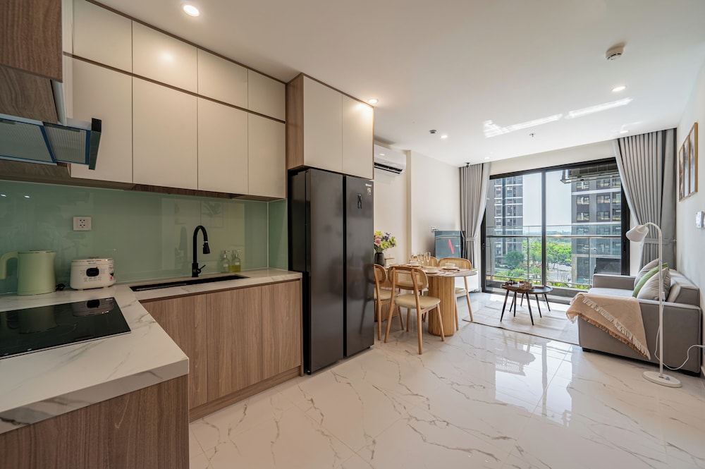 LA Nest 1bed with pool view big deal