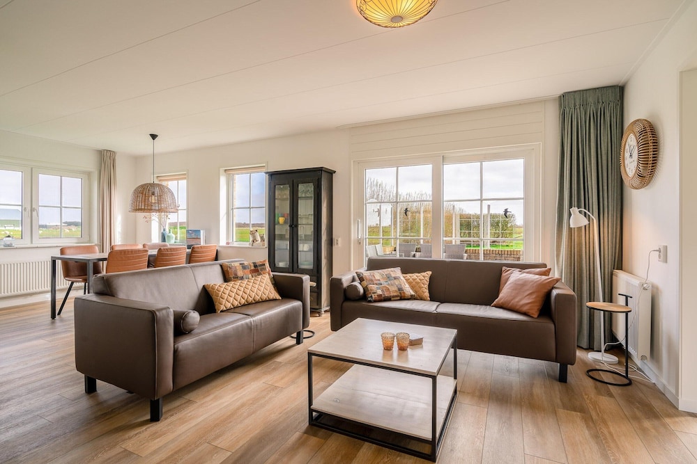 Tastefully Furnished Holiday Home