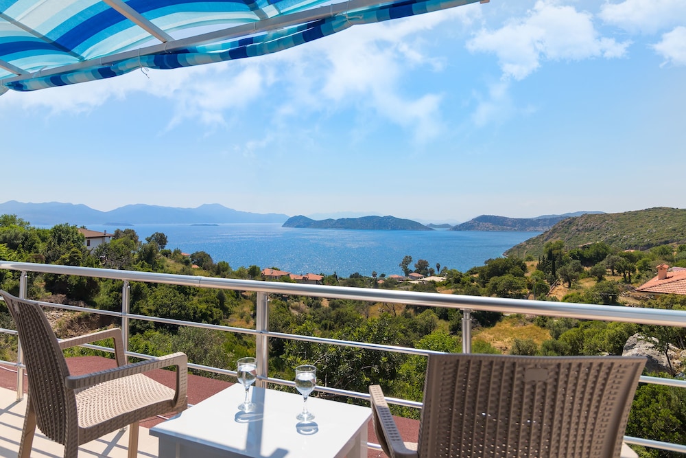 Veranda Saranda Apart view 5