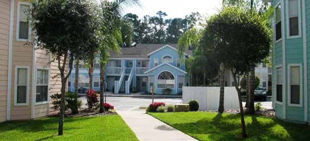 Near Theme Parks! Fabulous 3 BR Home, Star Wars Children's BR, Pool!