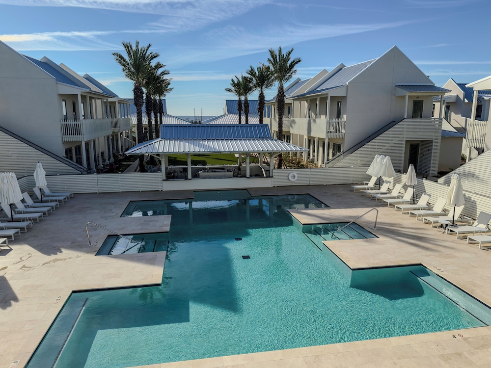 Pass Bungalows