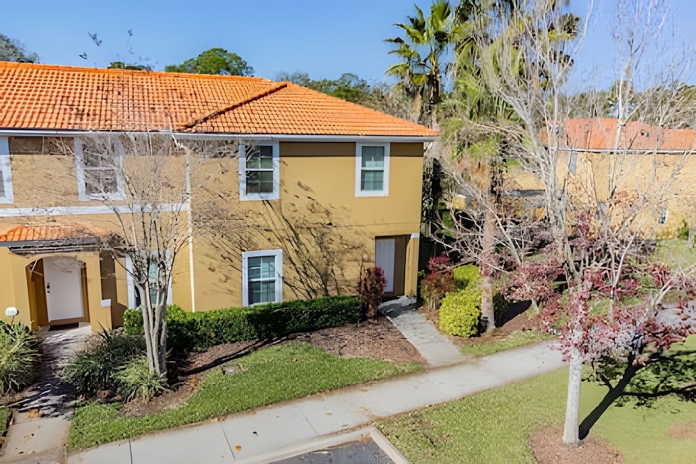 3bd/2.5ba Private Jacuzzi King Bed