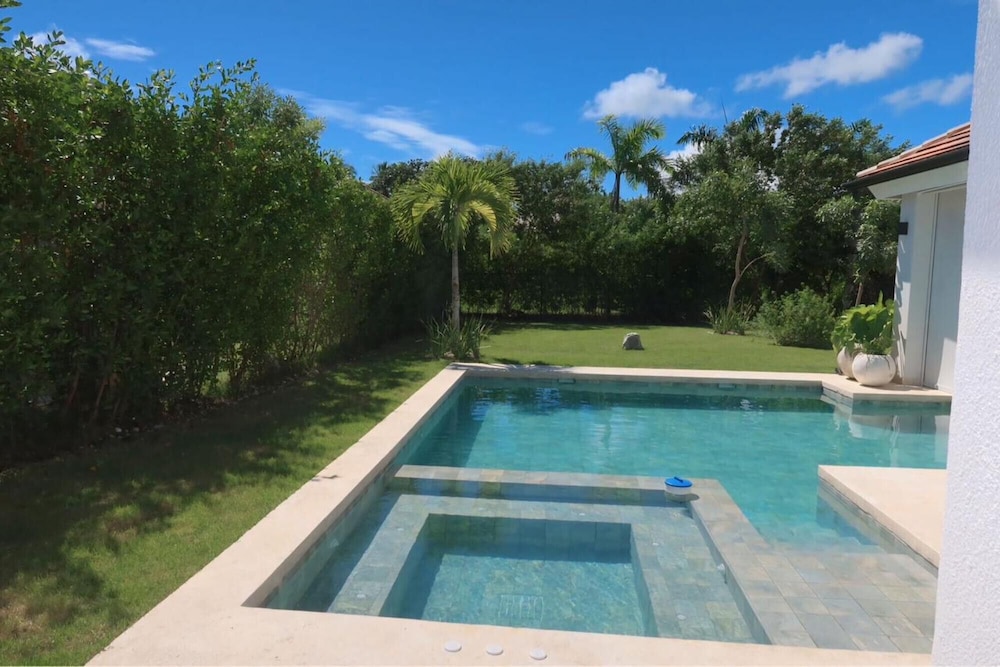 GV 2102 in Punta Cana