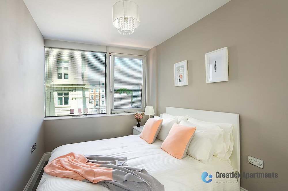 Green Diamond by Creatick Apartments