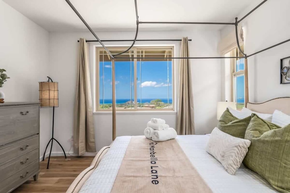 @ Marbella Lane - Stylish House + Impressive Views