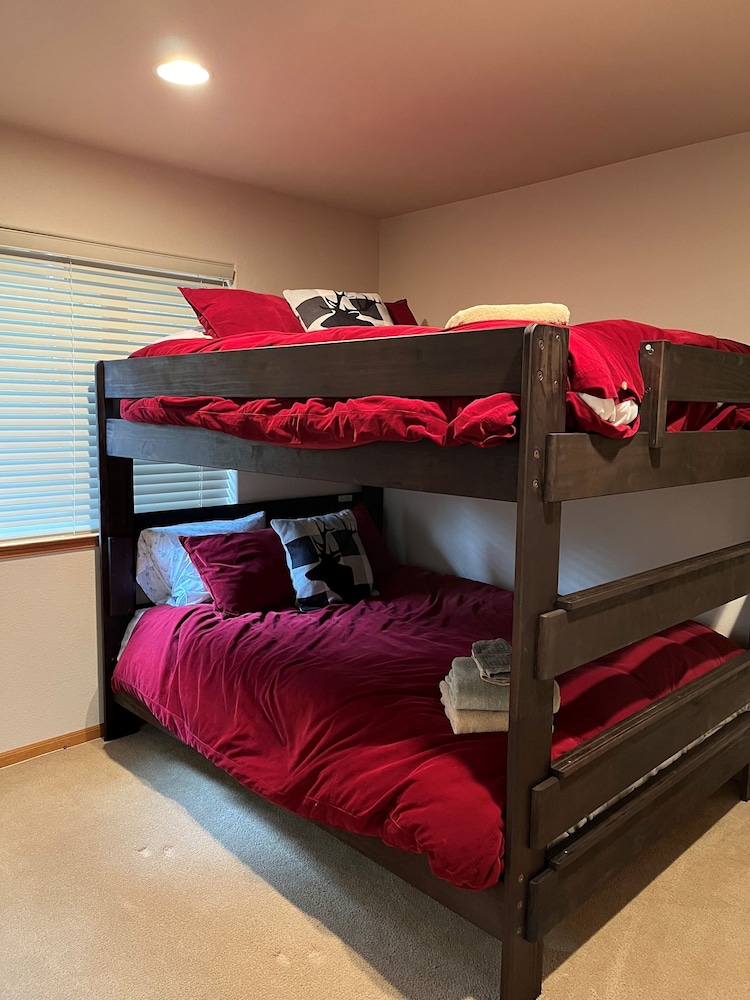 2272l The Lupine Lodge 3 Bedroom Home