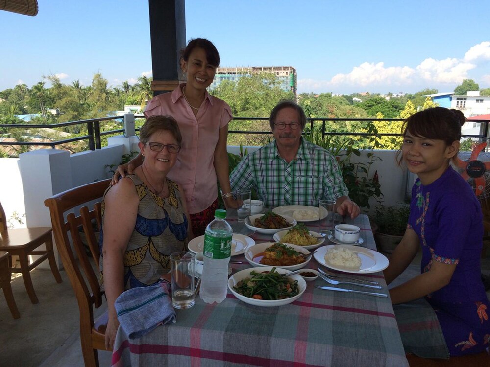 Ma Ma Guest House