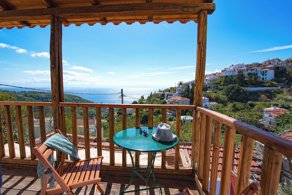 Asteri Living