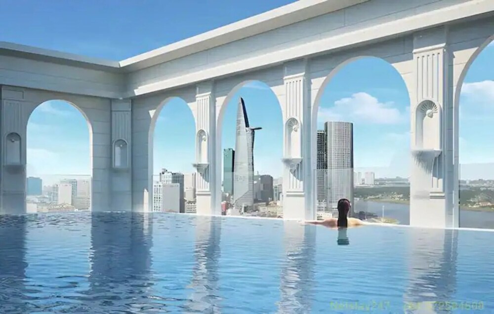 ICON 56 Luxury Aparment