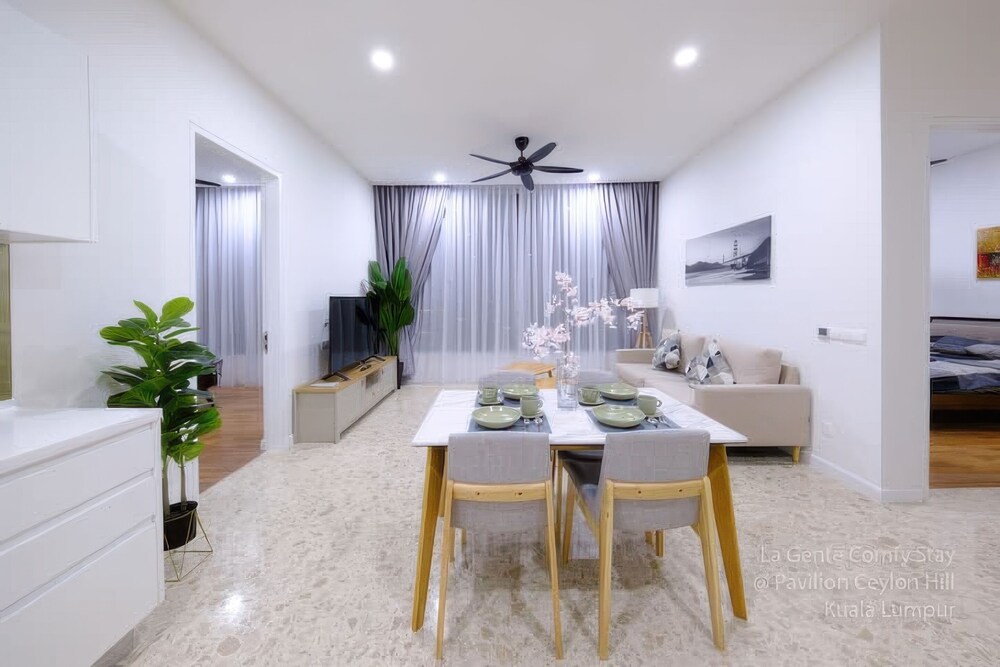 Pavilion Ceylon Hill Suites Apartments KL