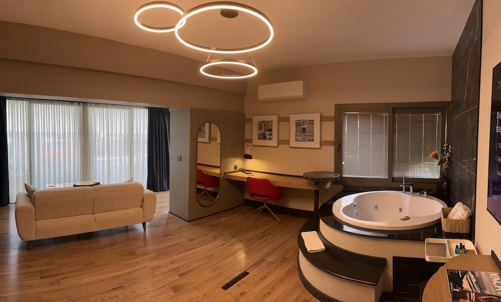 Rudis Otel - Image 19