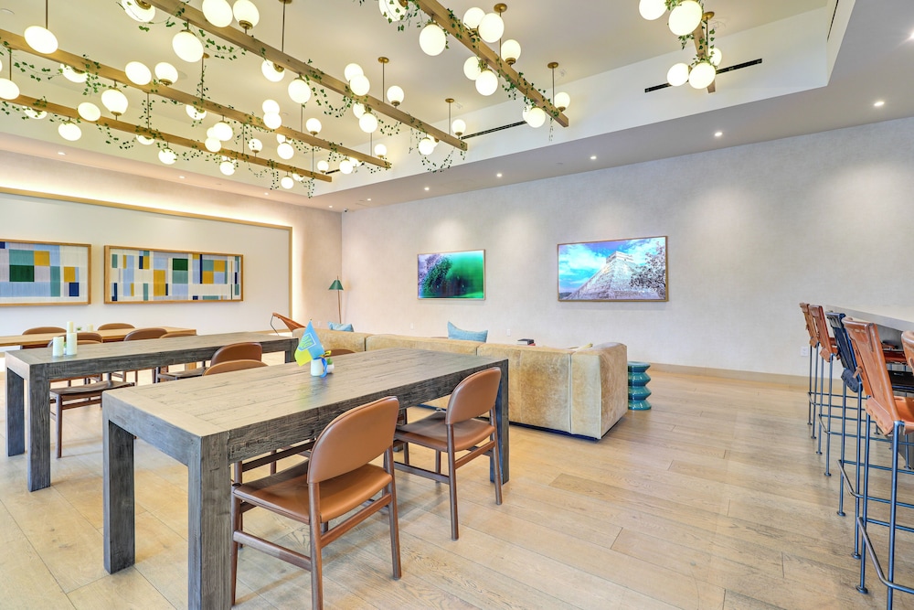 meeting & event spaces