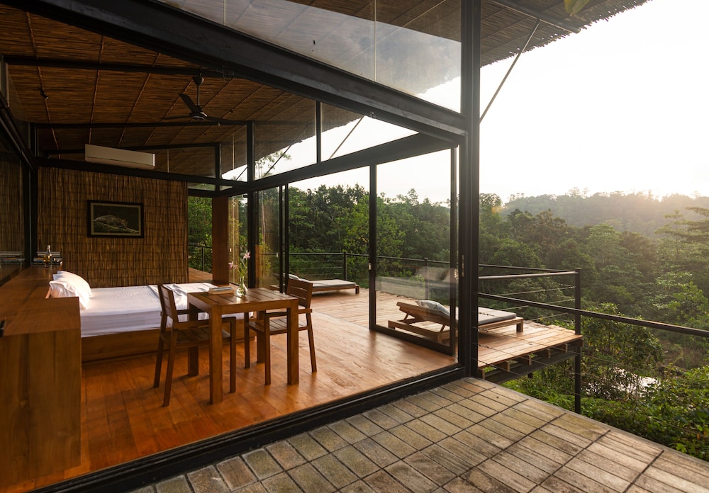 Kurunduketiya Private Rainforest Resort view 5