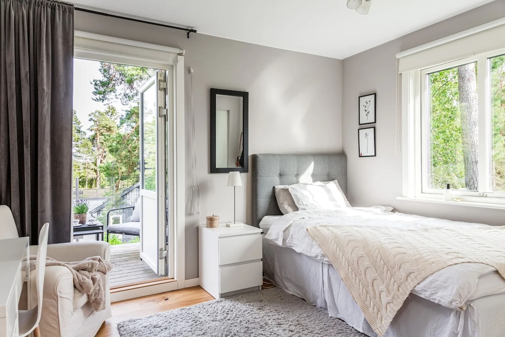 Dream Stay Seafront Villa Padel Court