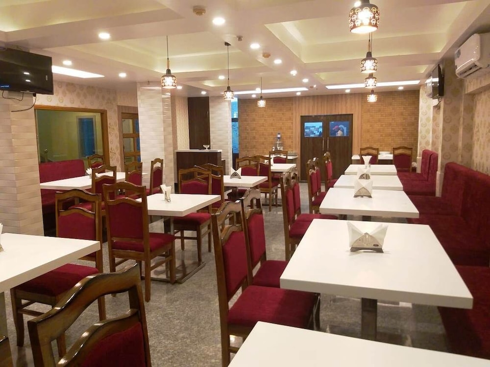 Hotel Crown of Digha