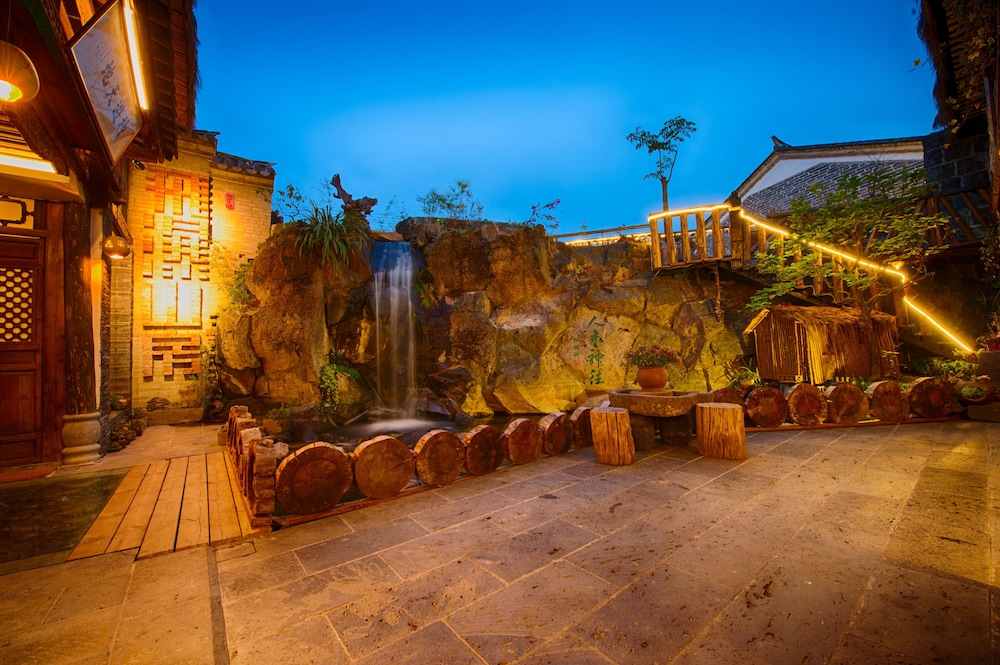 Waterfall Boutique Inn